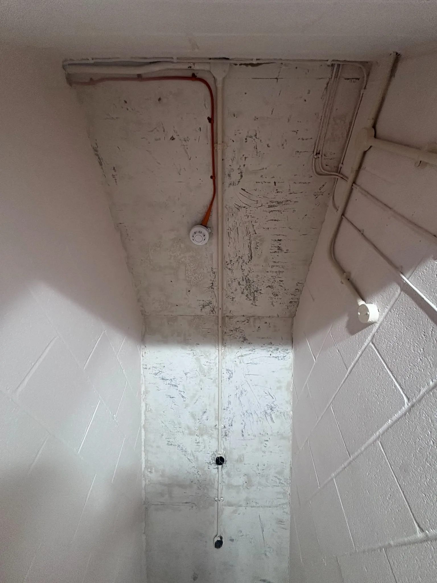 Licensed asbestos gasket removal in a East Dulwich commercial property